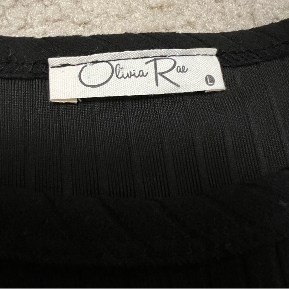 OLIVIA RAE Women’s Side Tie Knot Black Long Sleeve Crop - Picture 4 of 6